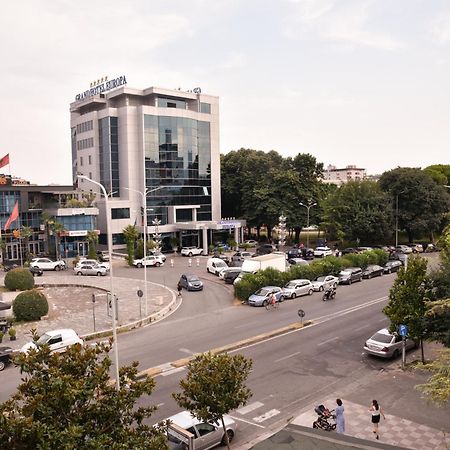 City Center Inn Shkoder Bagian luar foto