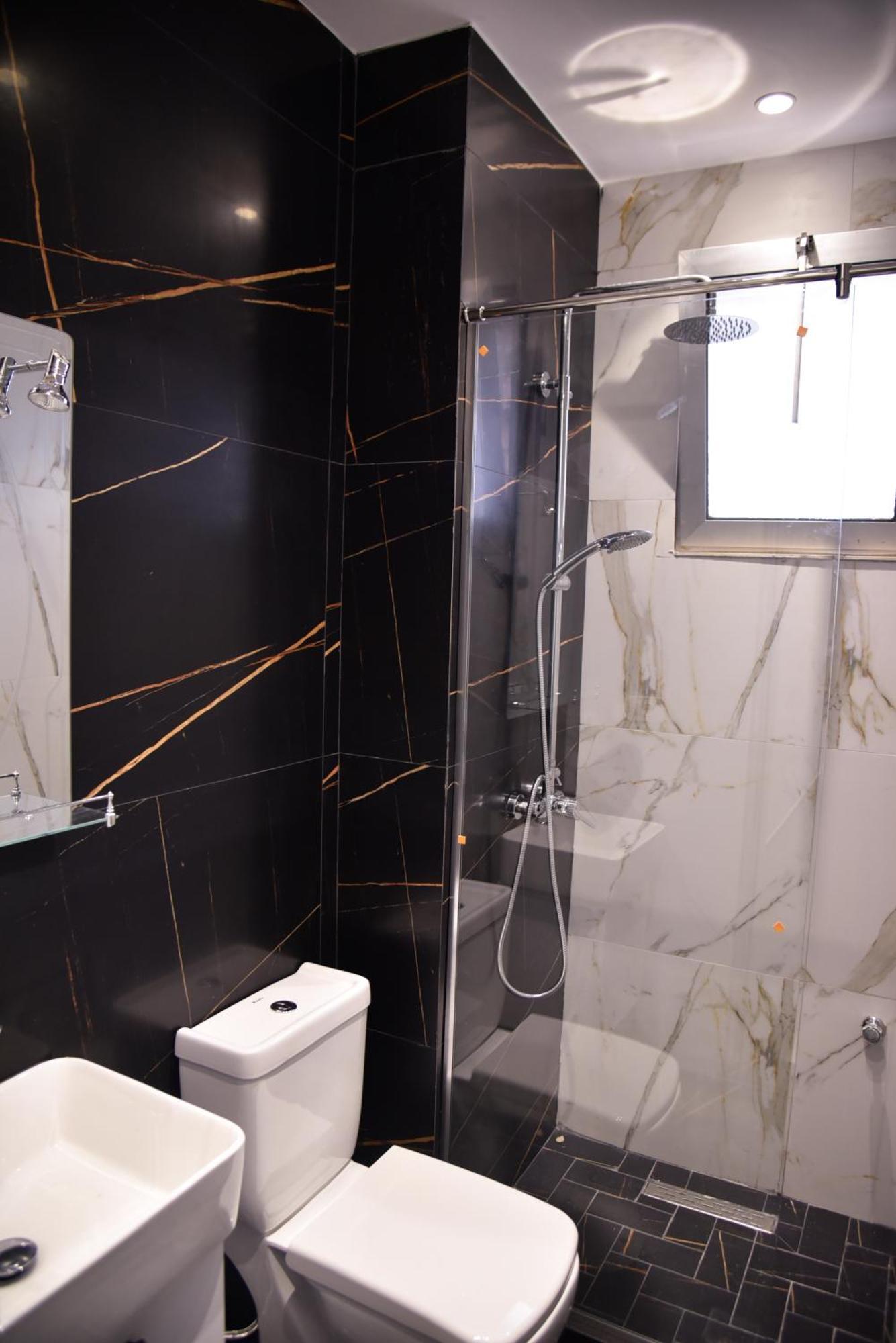 City Center Inn Shkoder Bagian luar foto