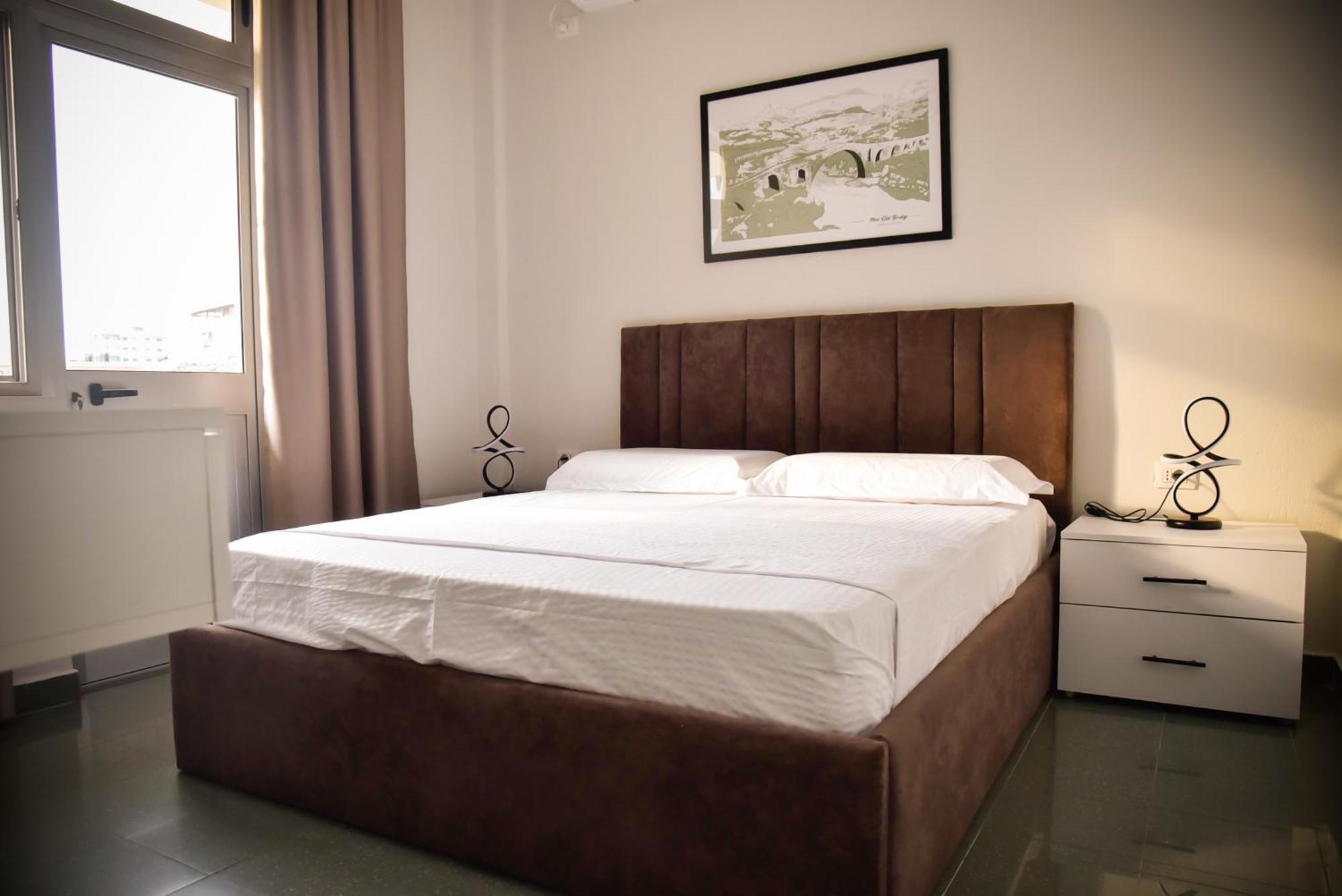 City Center Inn Shkoder Bagian luar foto